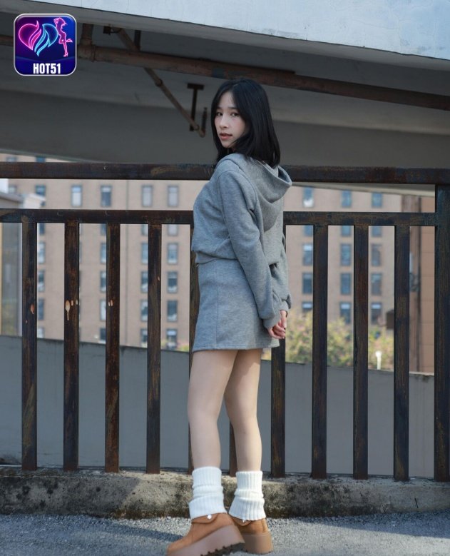 Hot51